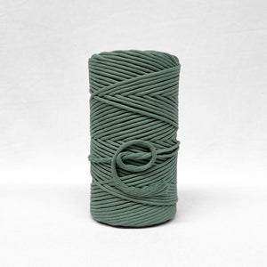 5mm string in medium green on white background