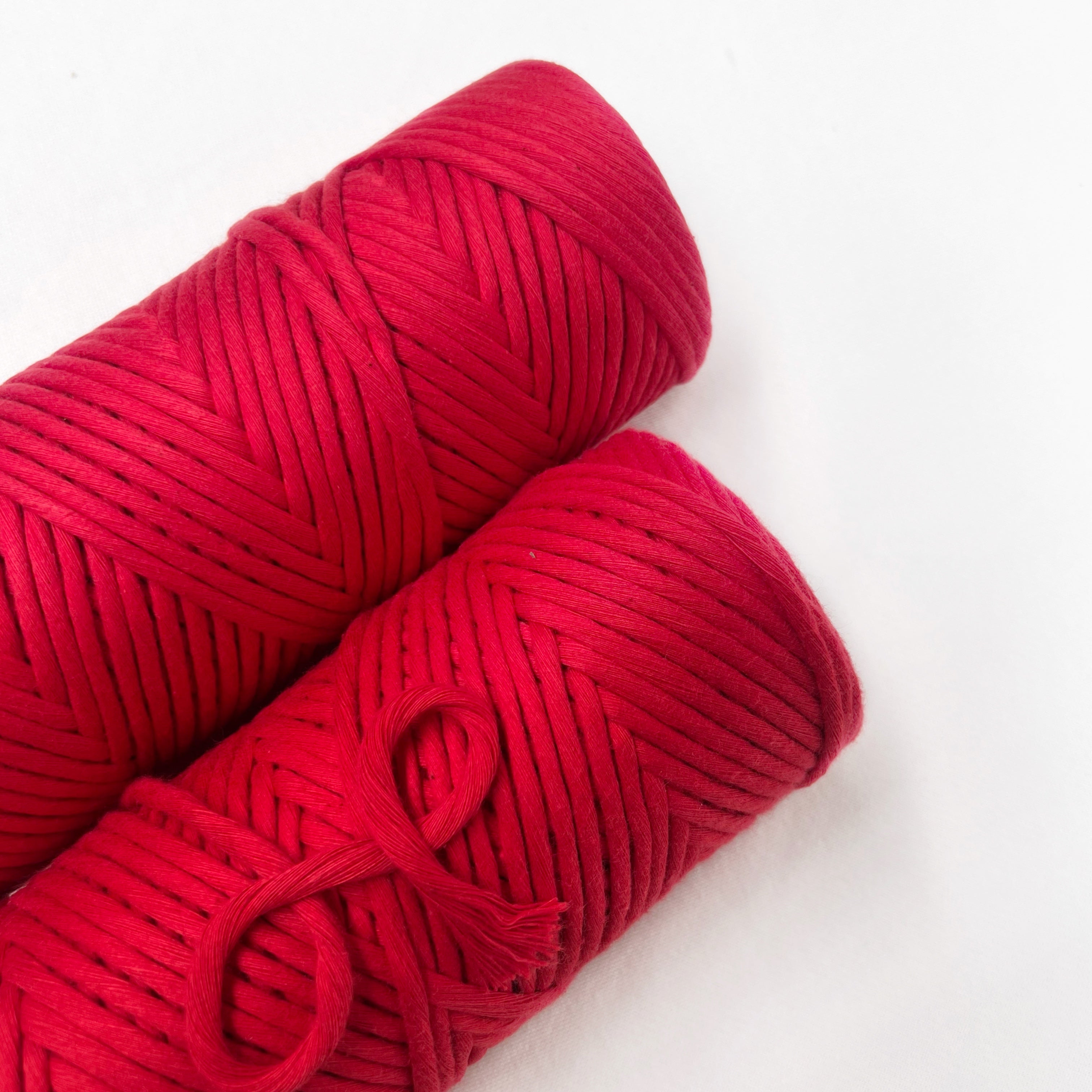 Cloud 9 Macrame String // Ladybug Red
