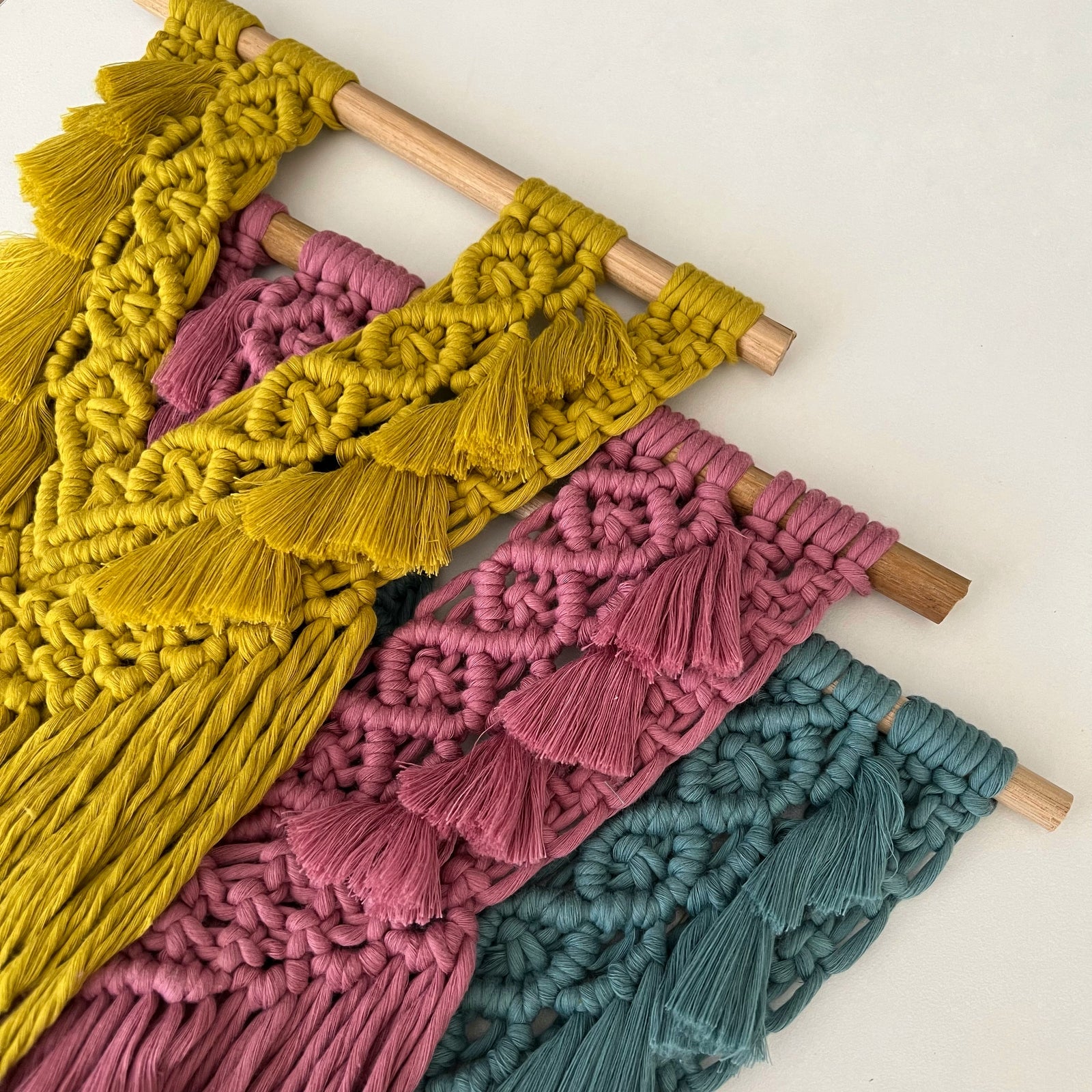 DIY Macrame Pattern & Supply Kit - Palm