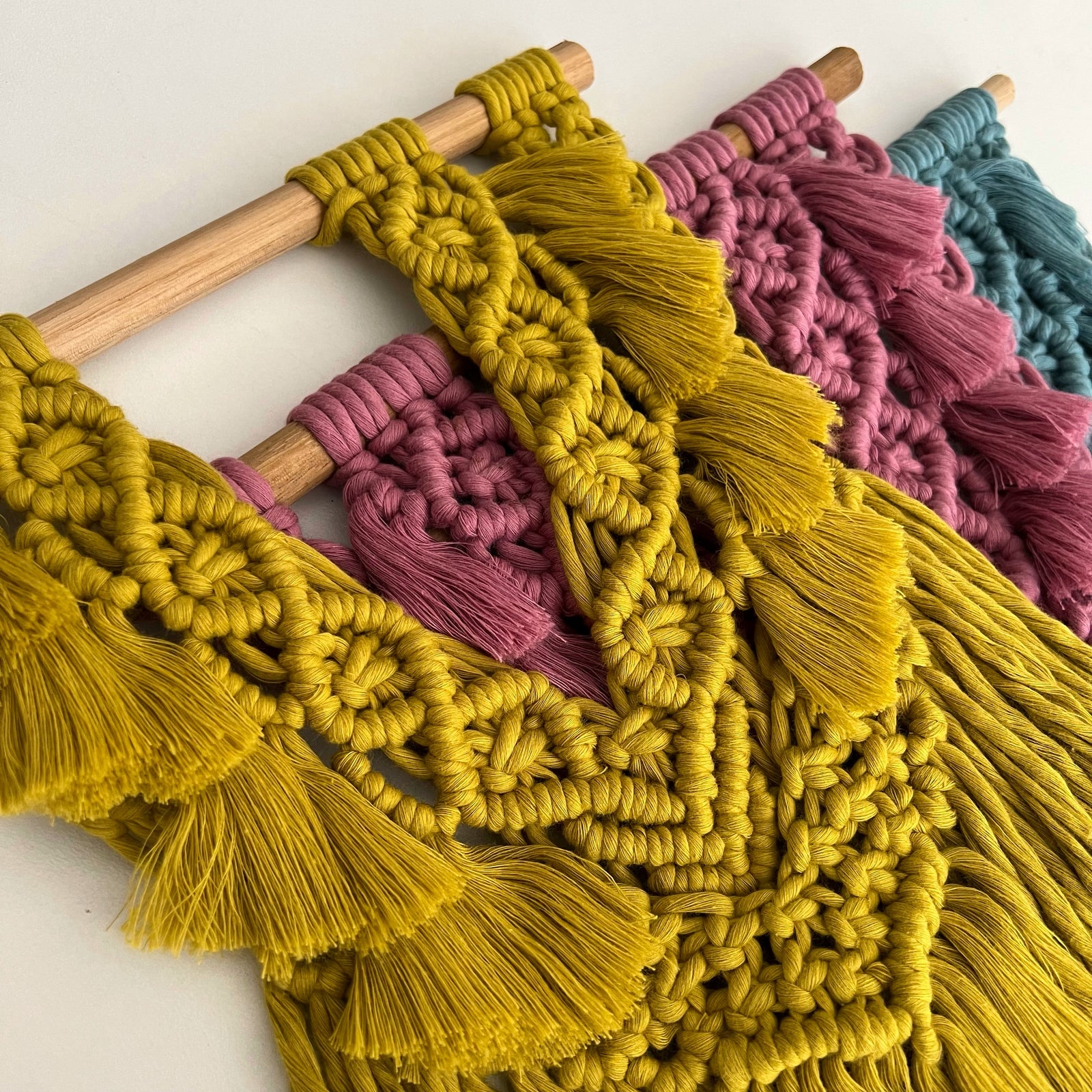 DIY Macrame Pattern & Supply Kit - Palm