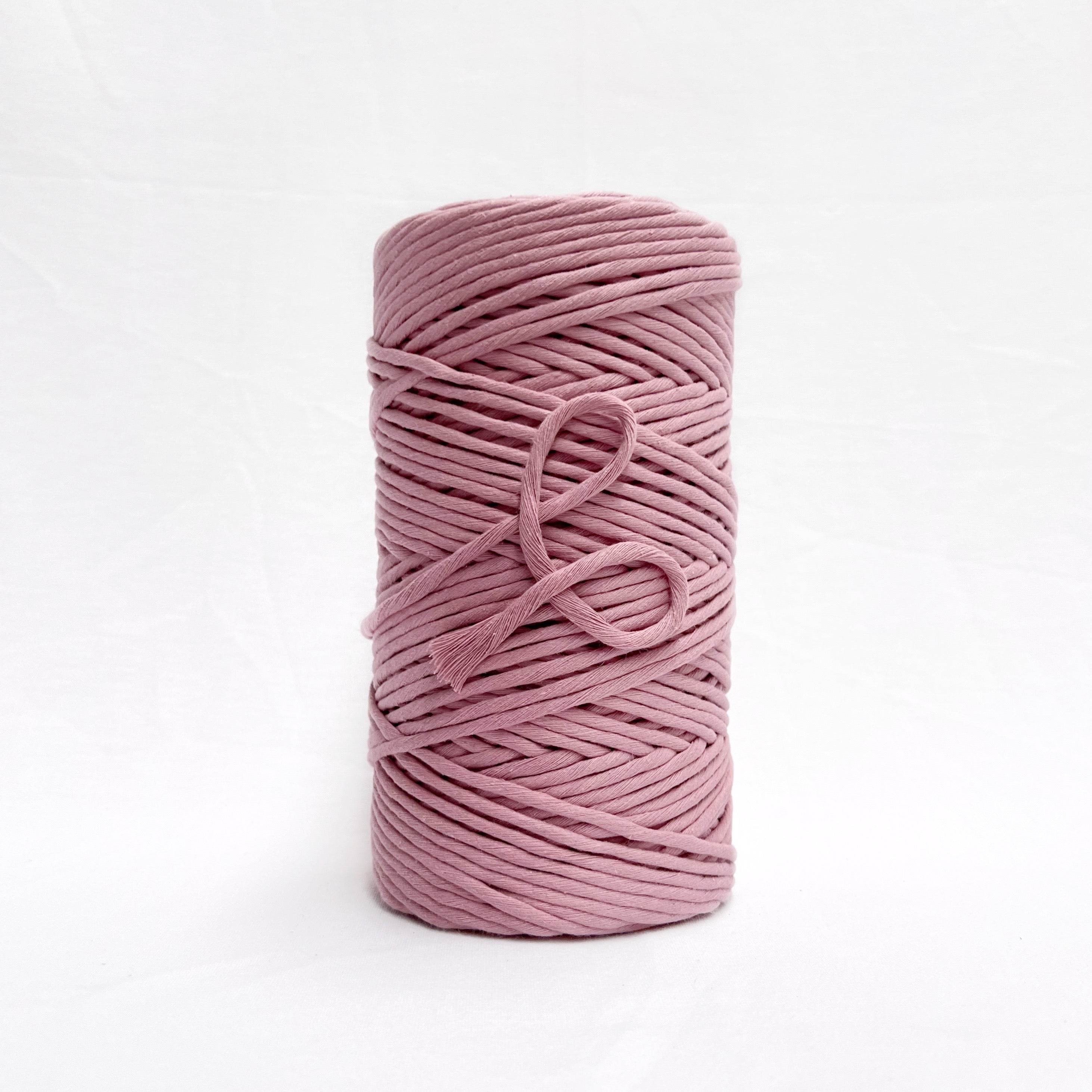 mary maker studio 1kg 5mm recycled cotton macrame string in vintage pink colour suitable for macrame workshops beginners and advanced artists
