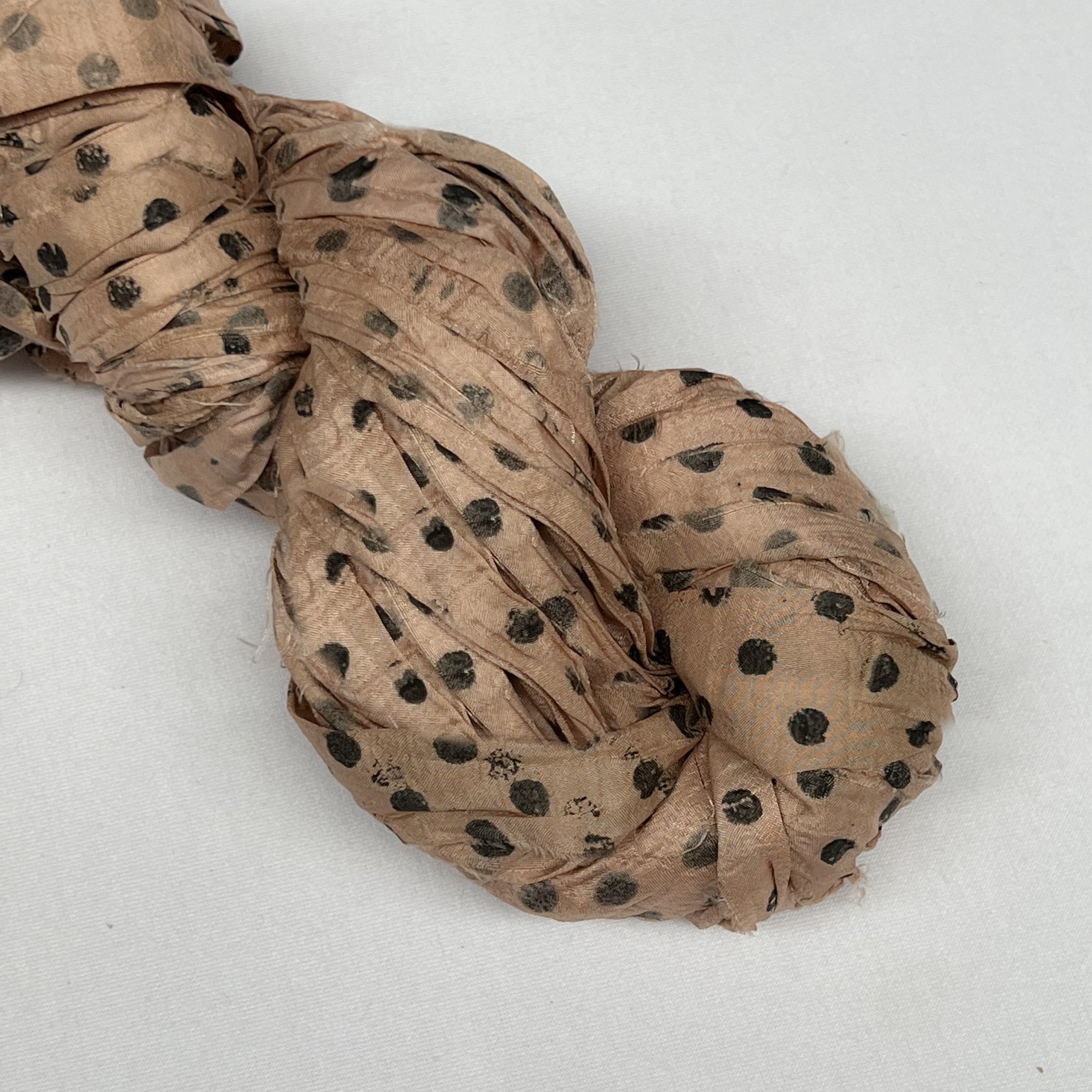 Mary Maker Studio ribbons Nude Sari Silk Polkadot Ribbon macrame cotton macrame rope macrame workshop macrame patterns macrame