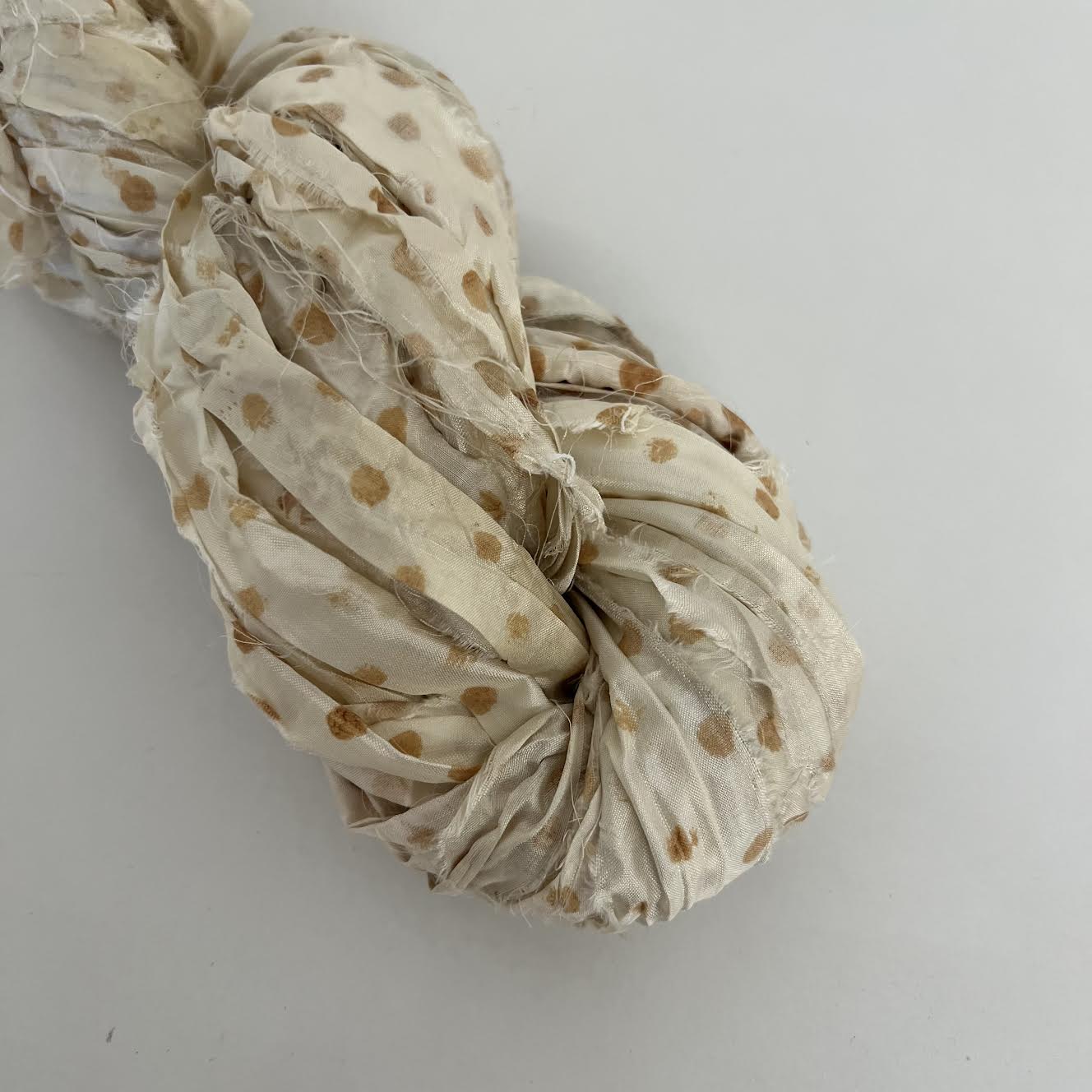Mary Maker Studio ribbons Toffee Sari Silk Polkadot Ribbon macrame cotton macrame rope macrame workshop macrame patterns macrame