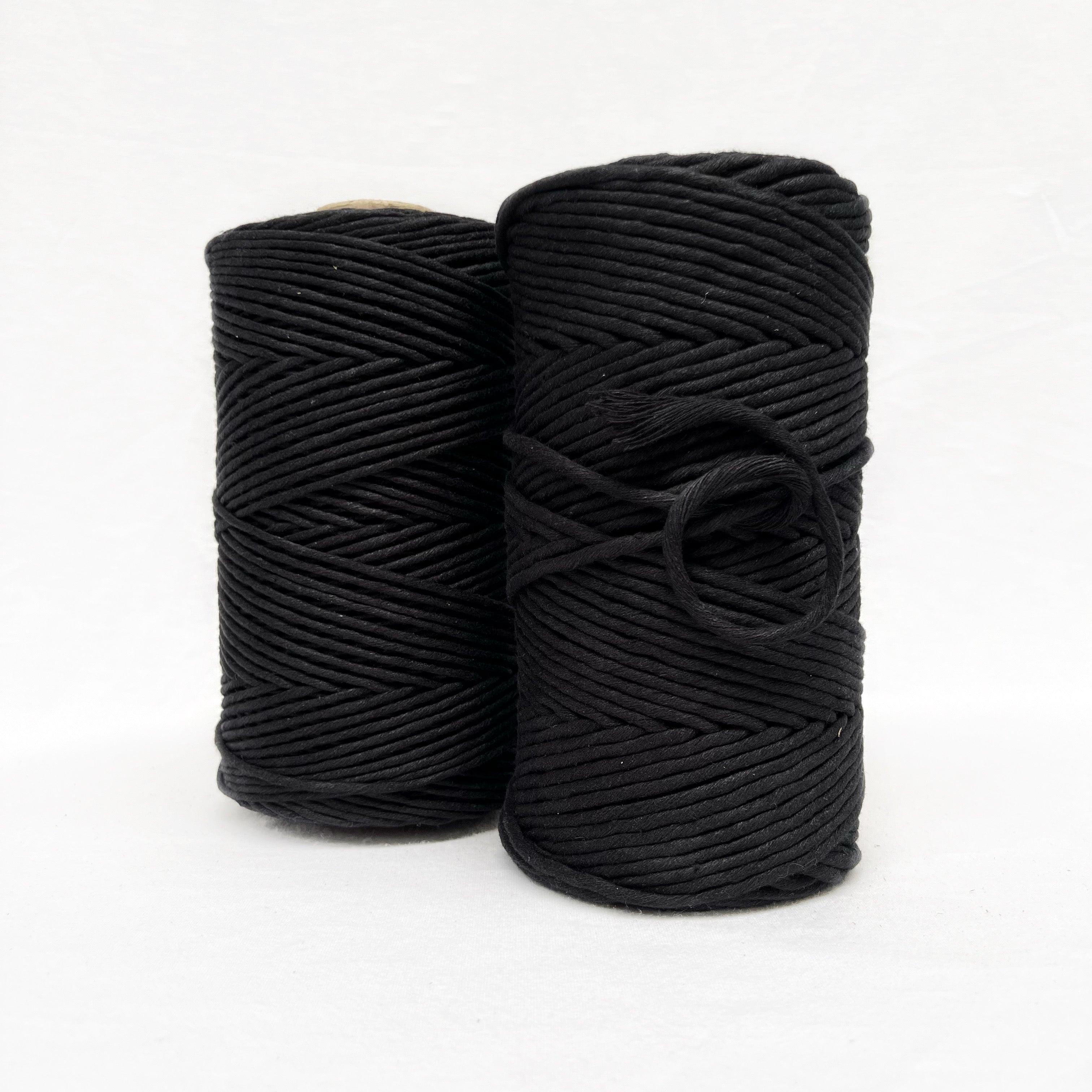 Ravenox Black Cotton Macramé Cord | Natural Cord for Macramé Projects 3 mm x 1,000 Yards