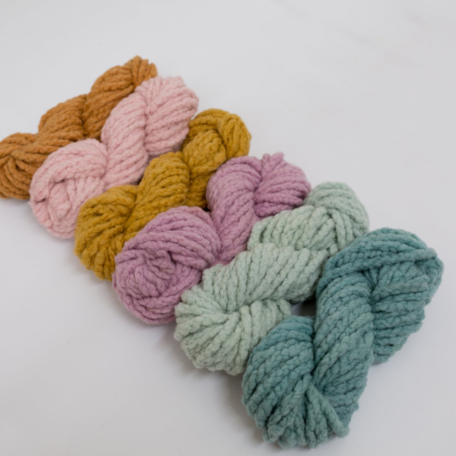 Mary Maker Studio Bold Merino Chain Yarn macrame cotton macrame rope macrame workshop macrame patterns macrame